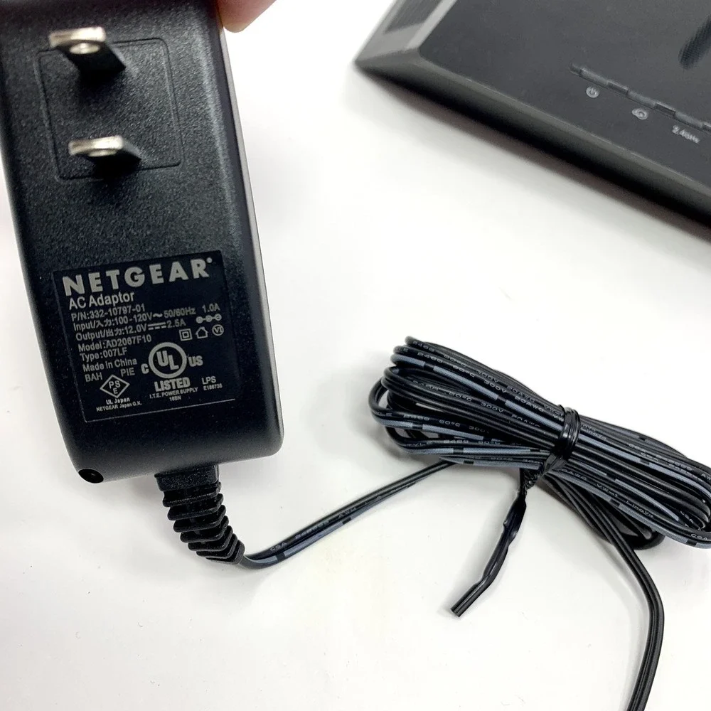 NETGEAR Nighthawk AC2600 Smart WiFi Router #R7450 2.4 GH - Picture 3 of 10